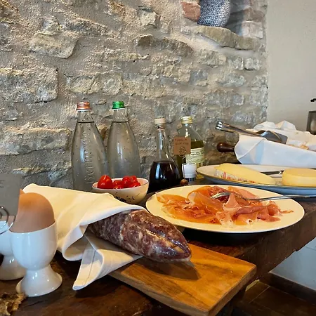 Casa Vecchia *
