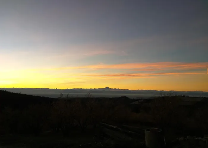 Casa Vecchia Farm stay Bossolasco